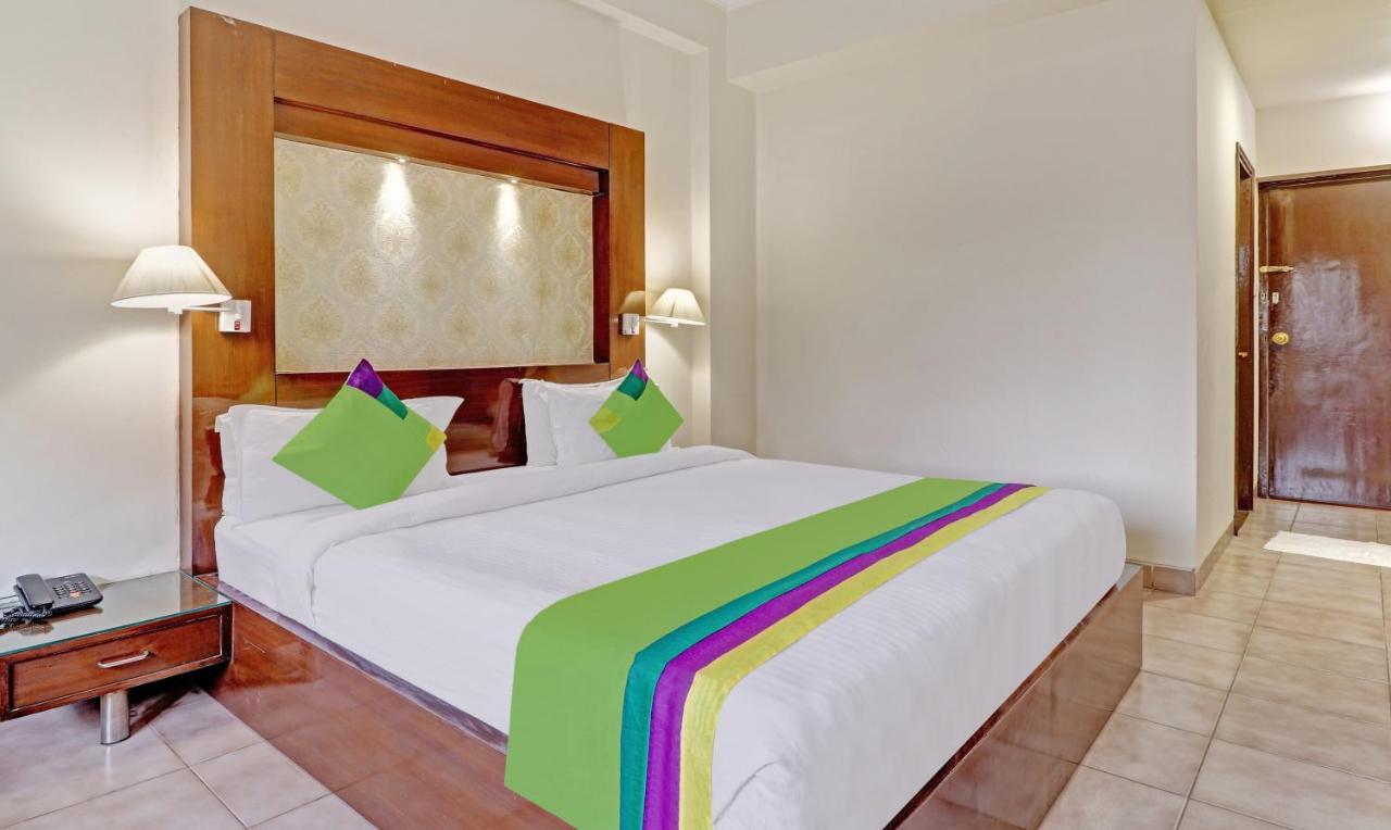 Treebo Trend Kaant Palace Fatehabad Road Agra  Exterior photo