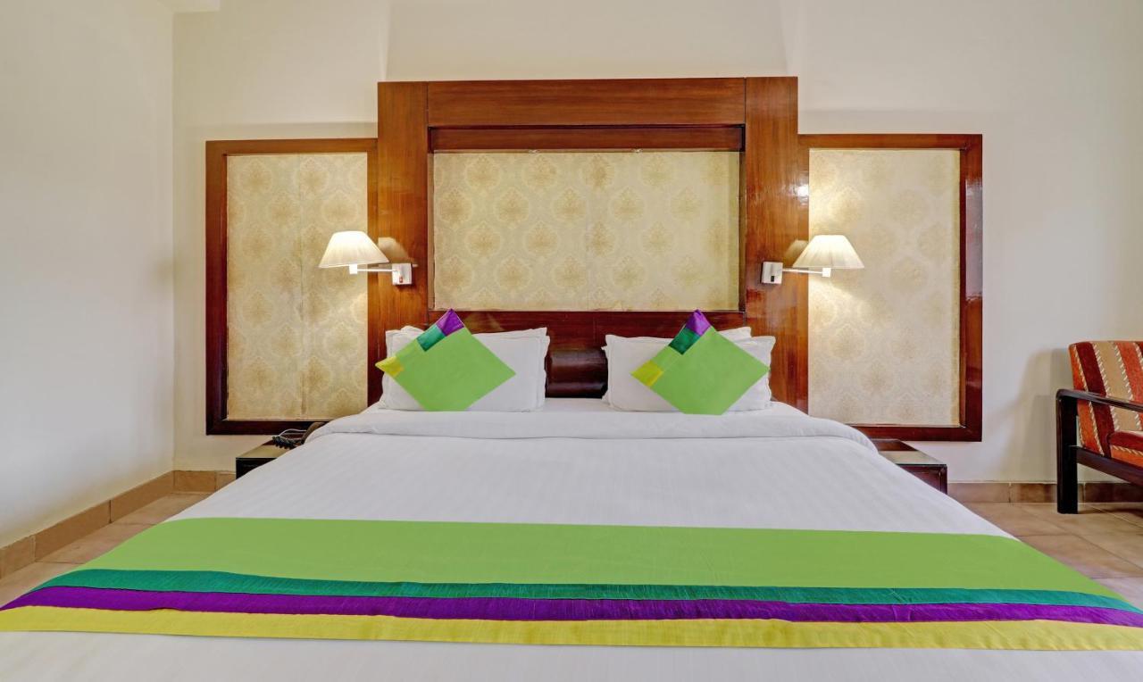 Treebo Trend Kaant Palace Fatehabad Road Agra  Exterior photo
