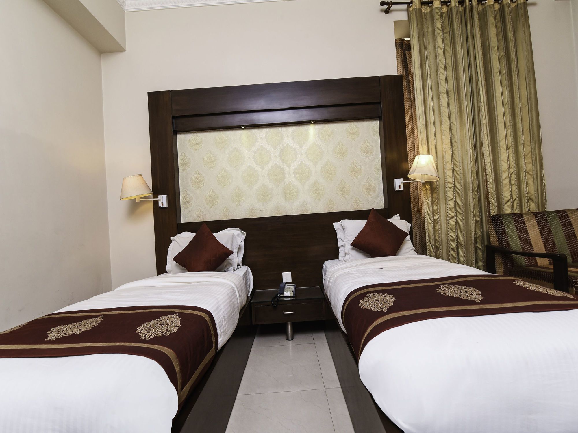 Treebo Trend Kaant Palace Fatehabad Road Agra  Exterior photo